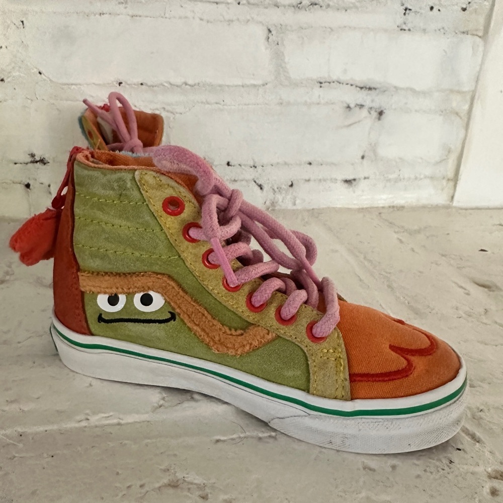 Vans x Sesame Street Sk8-Hi Zip Kids Sneakers Size 12 Cookie Monster Elmo - Picture 4 of 11